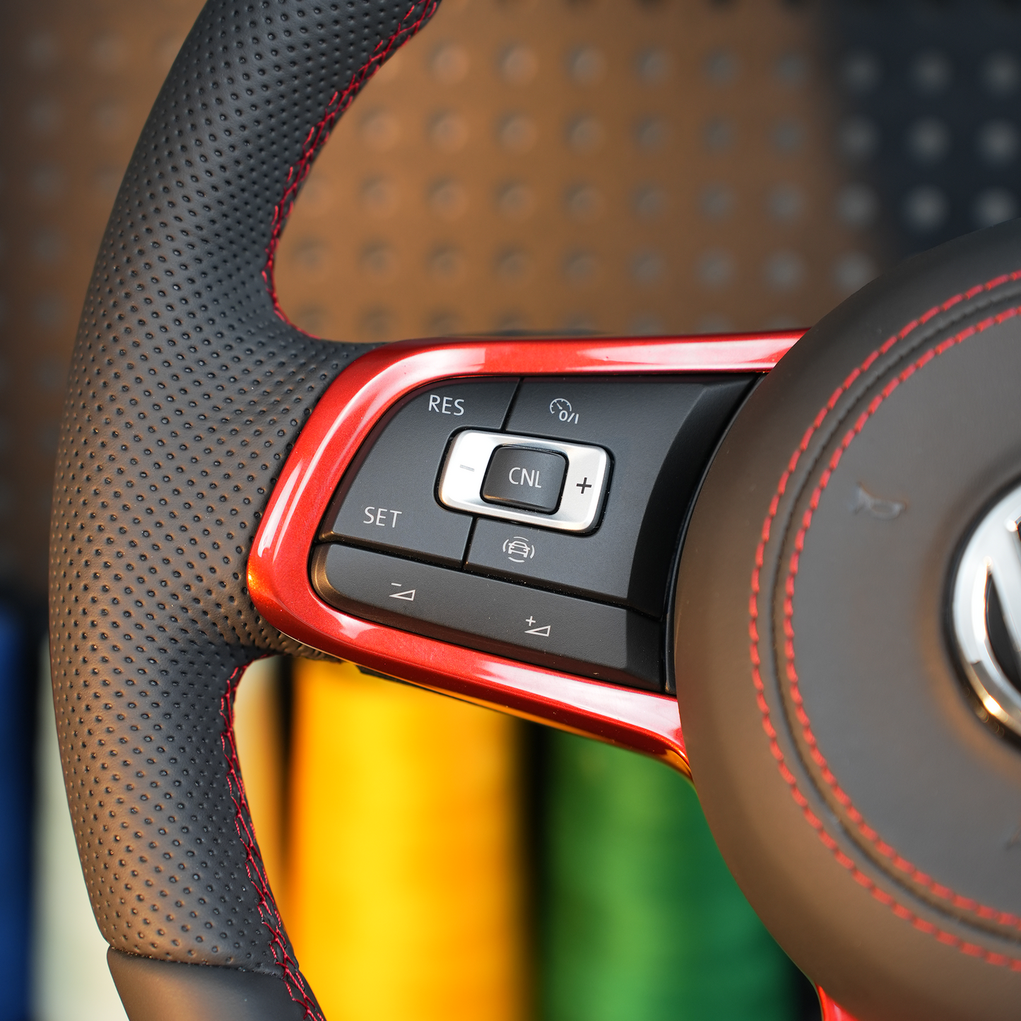Steering Wheel leather For VW Golf 7 7.5 GTI GTD GTE R 2013-2020 Polo GTI Tiguan Passat DSG