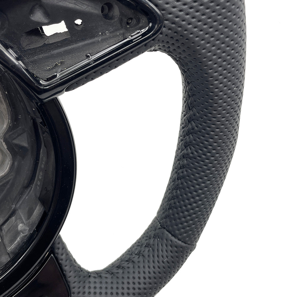 Fully perforated white leather multifunction steering wheel, suitable for Audi A6 C7