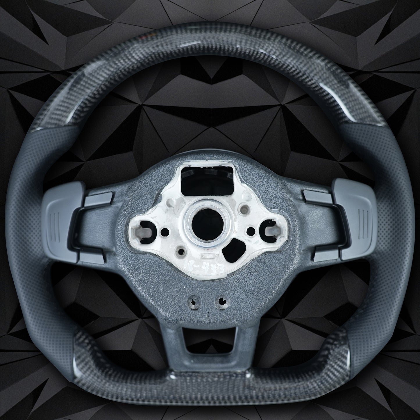 VW Golf 7 7.5 GTI GTD GTE R 2013-2020 Polo GTI Tiguan Passat DSG fiber leather steering wheel