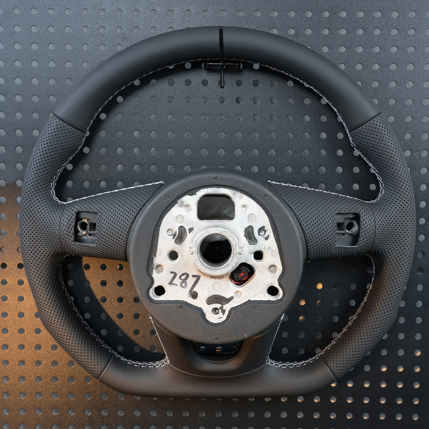 Half perforated genuine belt heated steering wheel,For Audi A3 A4 B9 A5