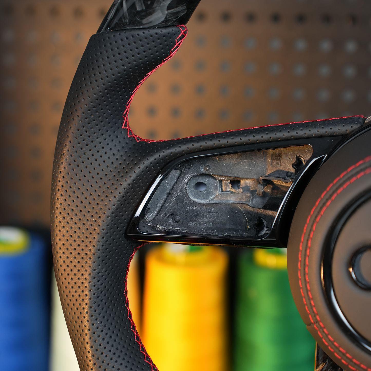 Forged carbon fiber semi perforated leather steering wheel,for Audi A3 A4 B9 A5