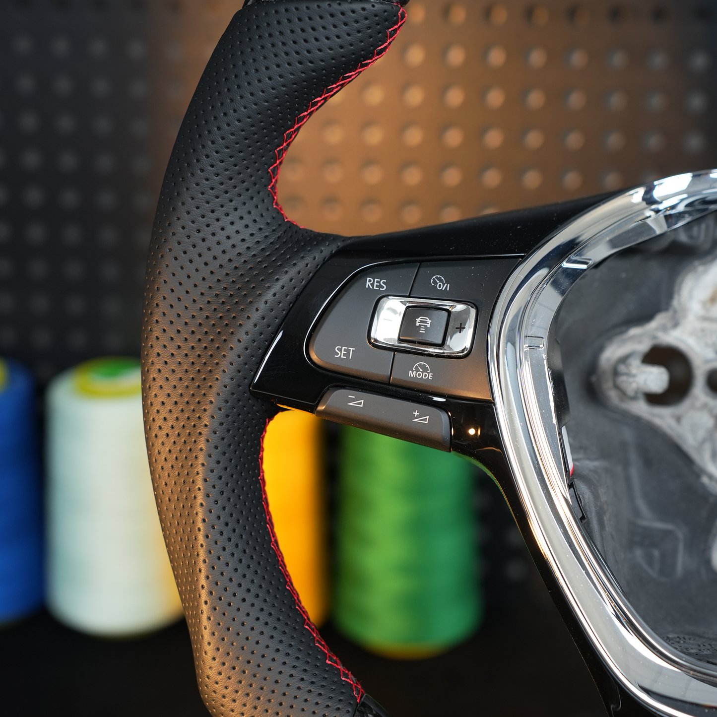 For VW CC G-olf 6 7R Mai Sagitar Passat Tiguan Beetle GTI Modified Carbon Fiber Steering Wheel MK6 MK7 LED RPM