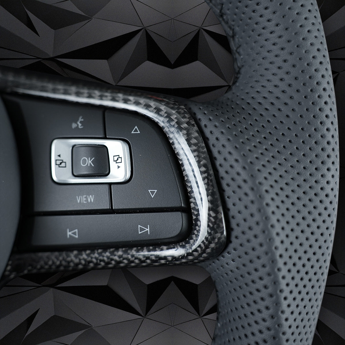 FOR VW Golf MK6 MK7 7.5 GTI R Polo Carbon Fiber Half Half Punched Hole Red Return Label RLINE Steering Wheel